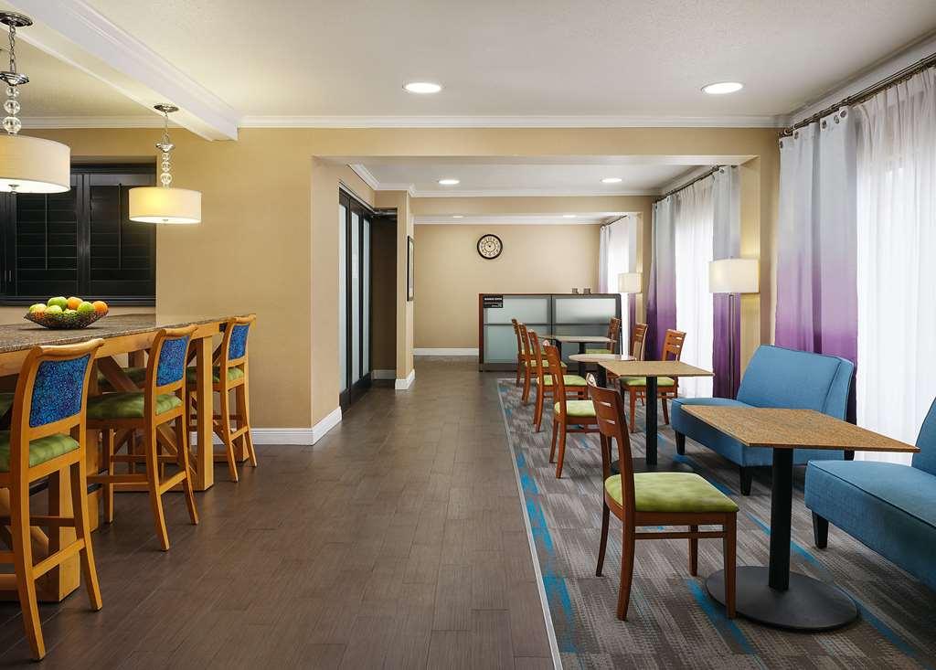 Hampton Inn Covington Va Nội địa bức ảnh