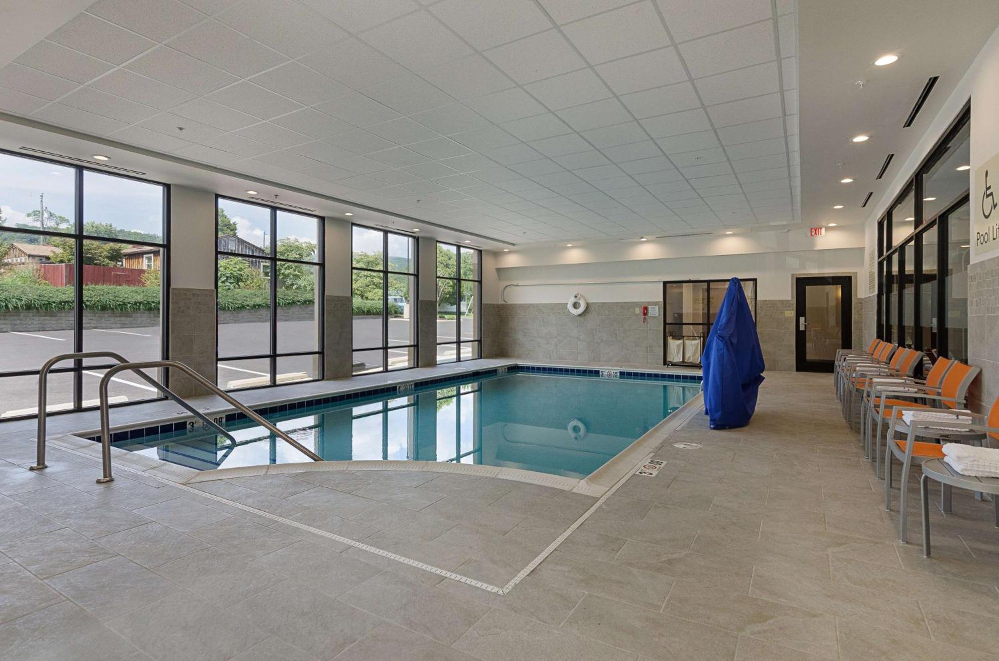 Hampton Inn Covington Va Ngoại thất bức ảnh